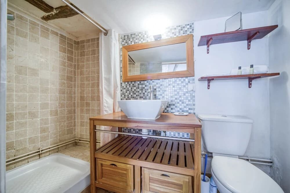 Lovely Central Apartment for 2 Guests! - photo 7