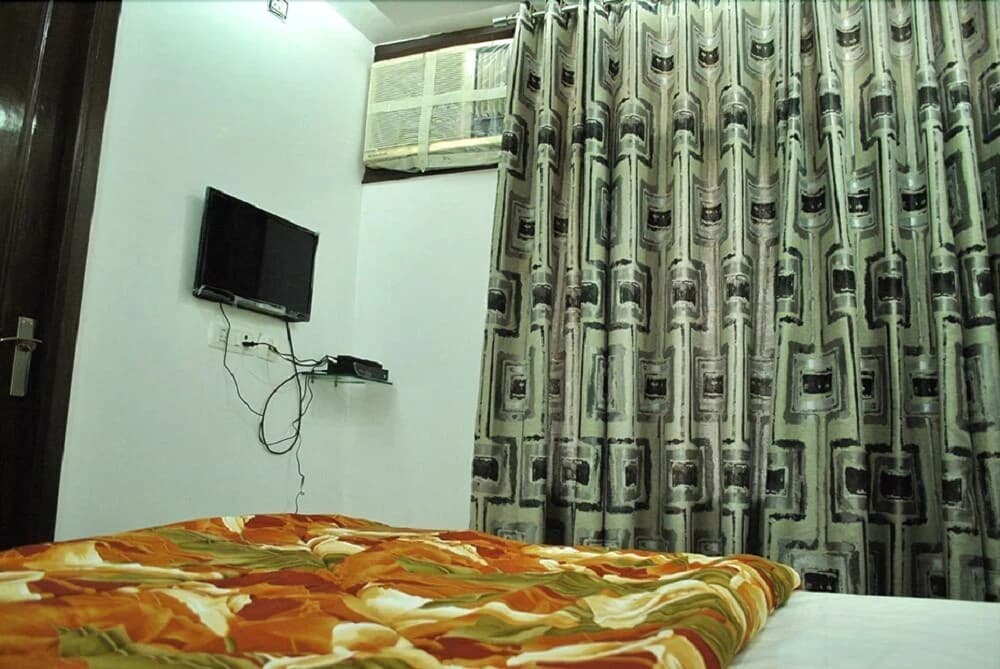 BIR Home Stay - photo 3