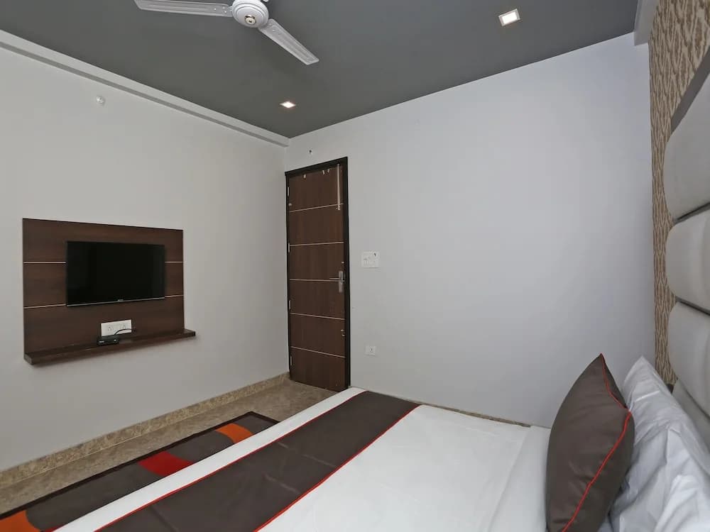 Hotel Capital Mount - photo 13