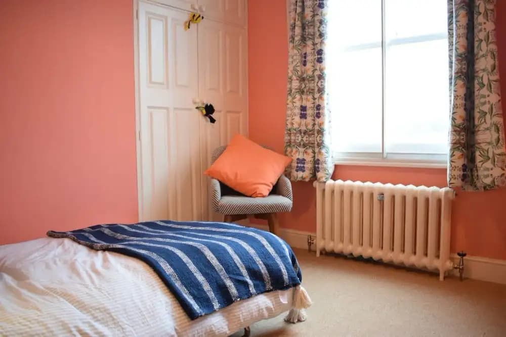 2 Bedroom Flat in Islington - photo 5