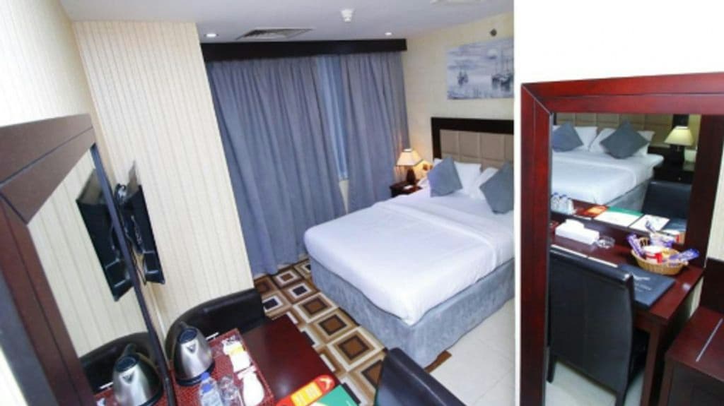 Royal Falcon Hotel - photo 35