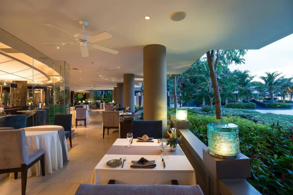 Royal Wing Suites & Spa Pattaya - photo 31