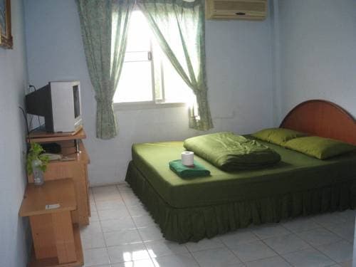 Nee Guesthouse - photo 2