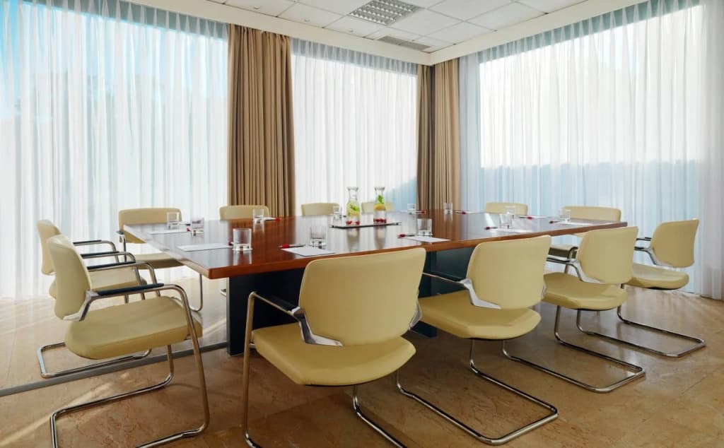 Lisbon Marriott Hotel - photo 15