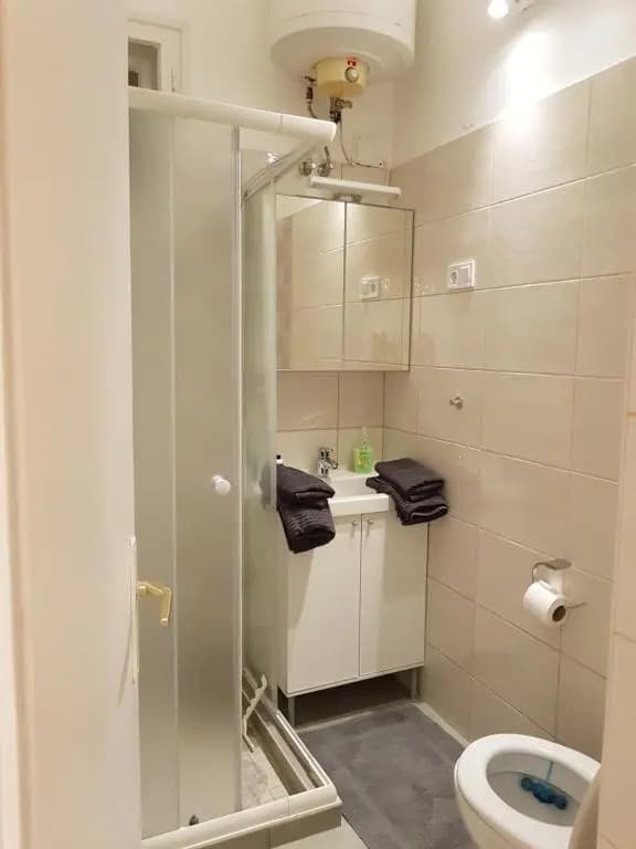 Brand New Garden Flat / Free Parking - photo 3