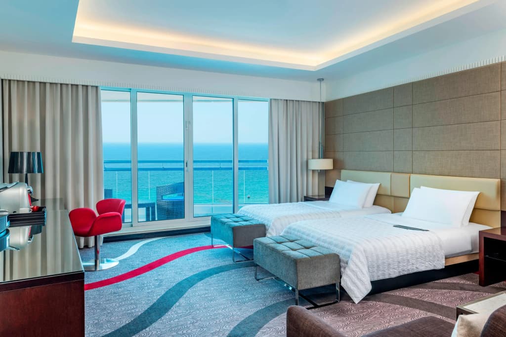Le Meridien Al Aqah Beach Resort - photo 20