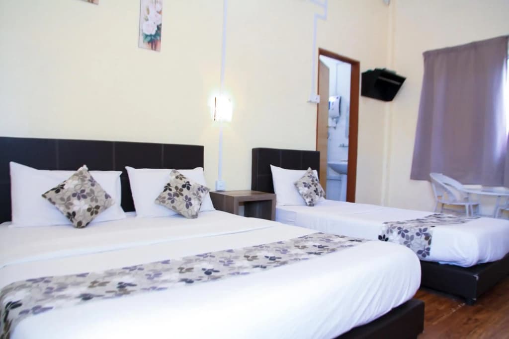 OYO 703 Myra Hotel - photo 3