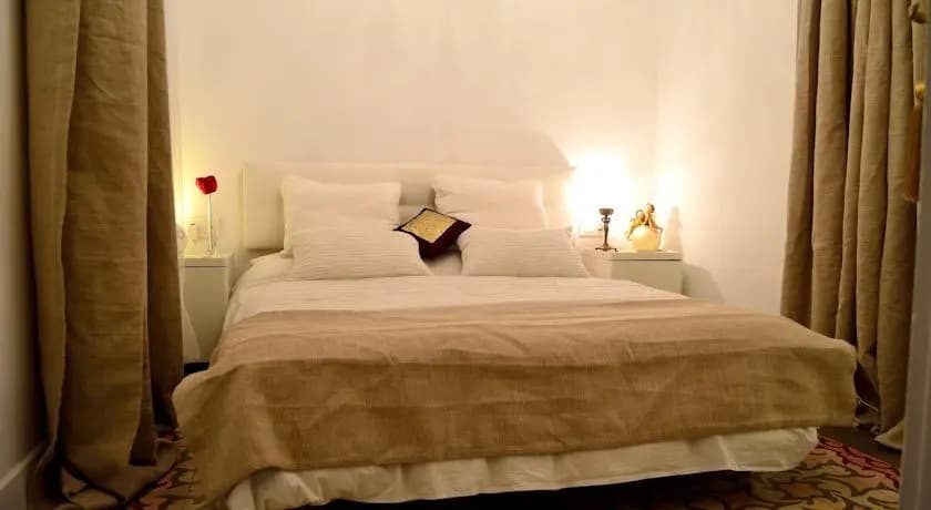 BarcelonaForRent Eixample Suites - photo 4