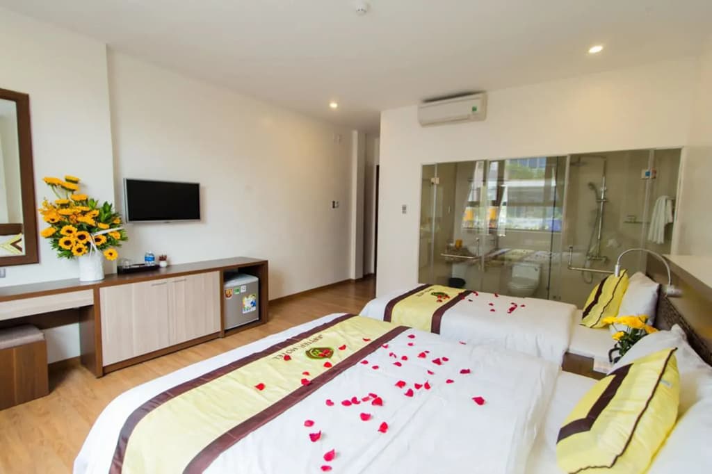 Jupiter Hotel - photo 13