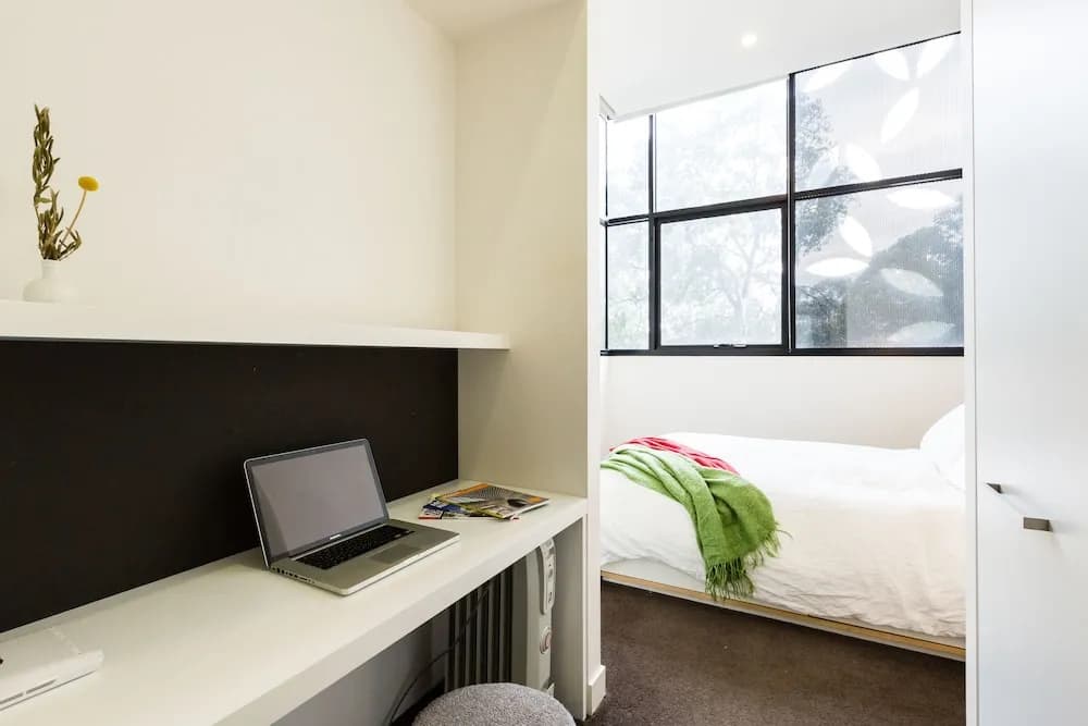 GEORGE, 1BDR North Melbourne Apartment - photo 15