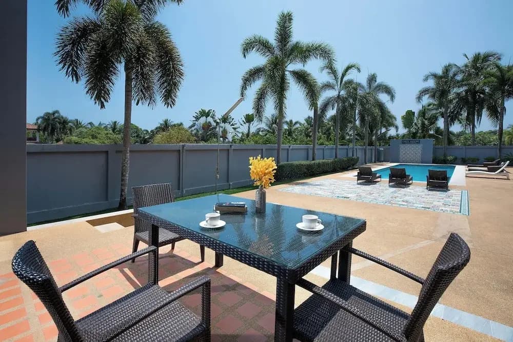 Modern 3BR Pool Access Villa Argent 6 - photo 12