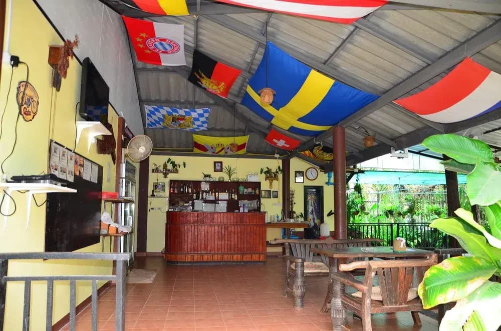 Lanta Beer House - photo 12