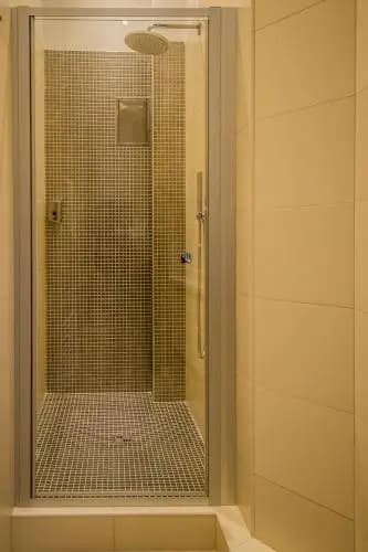 Ruterra Apt with Sauna and Billiards - photo 10