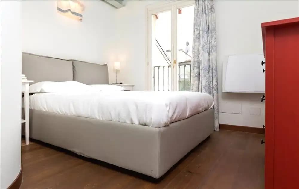 Bright 2bdr Duplex Close to Duomo - photo 6