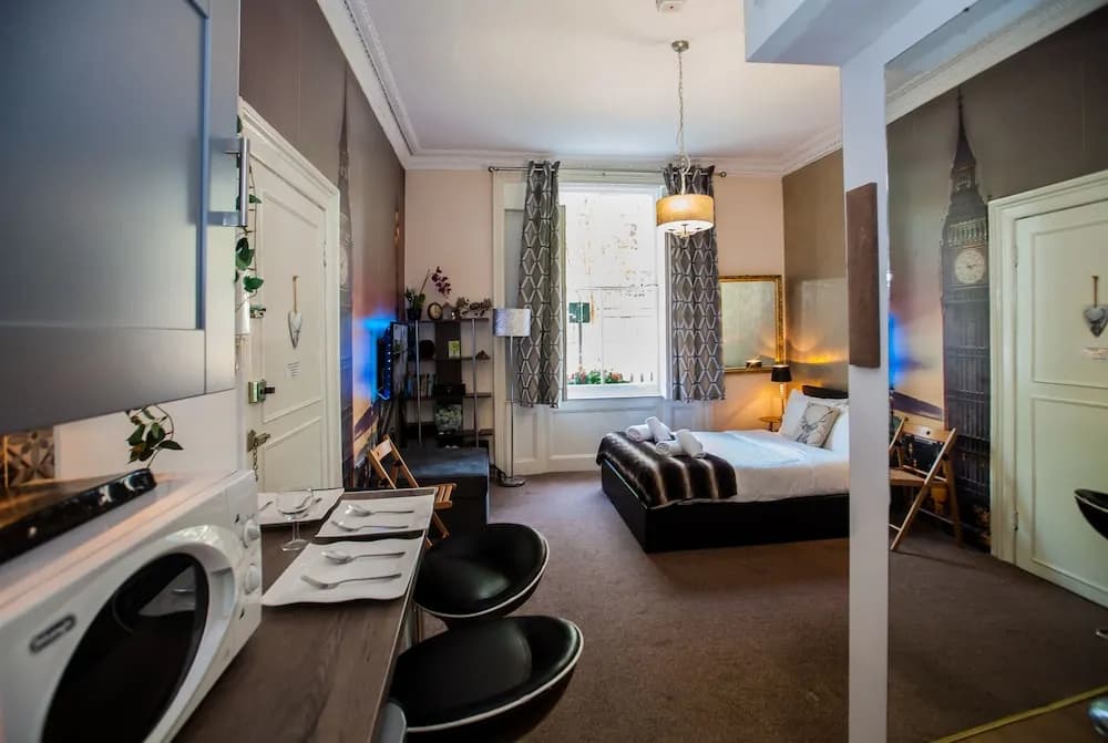 Pimlico Chic Suite - photo 2