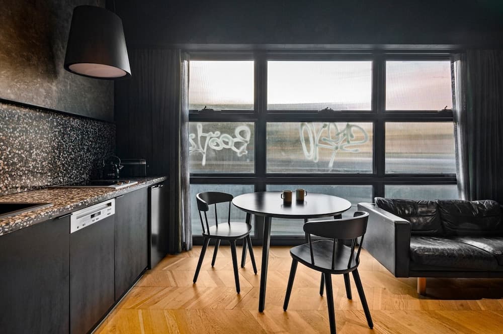 Stylish Studio Stay in Central Fitzroy - photo 6