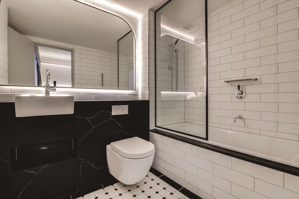 The Savoy Hotel on Little Collins Melbourne - photo 9