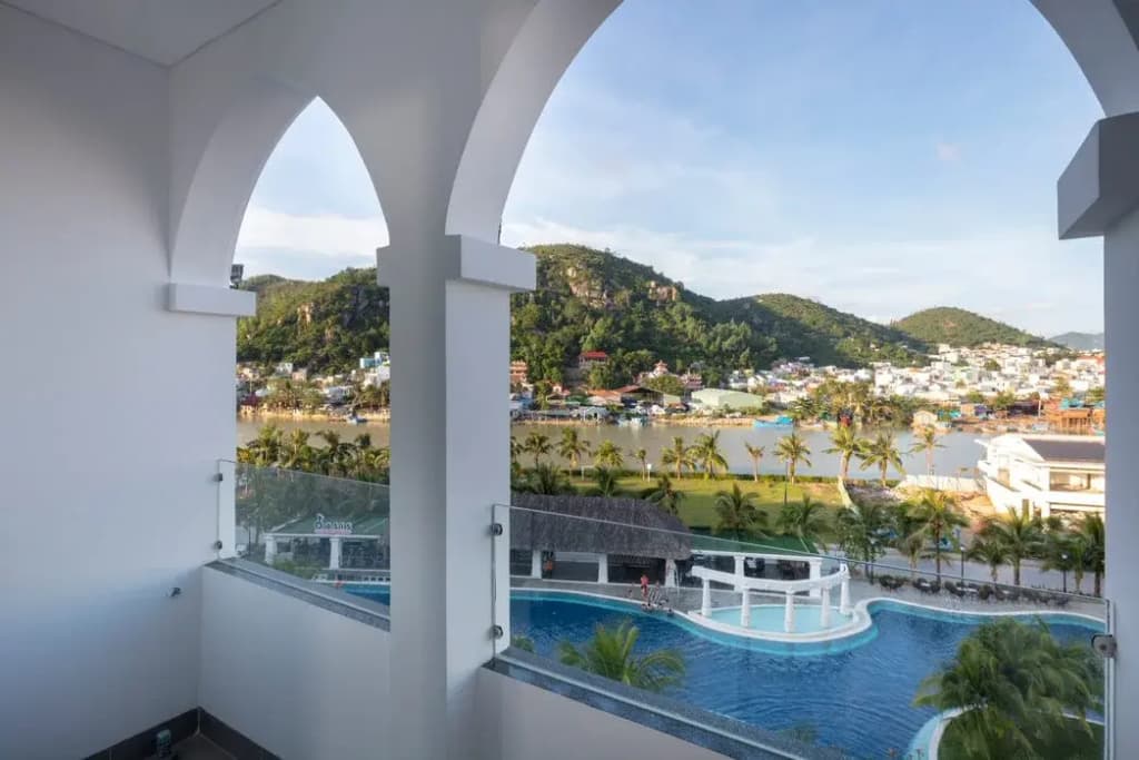 Cham Oasis Nha Trang Resort Condotel - photo 11