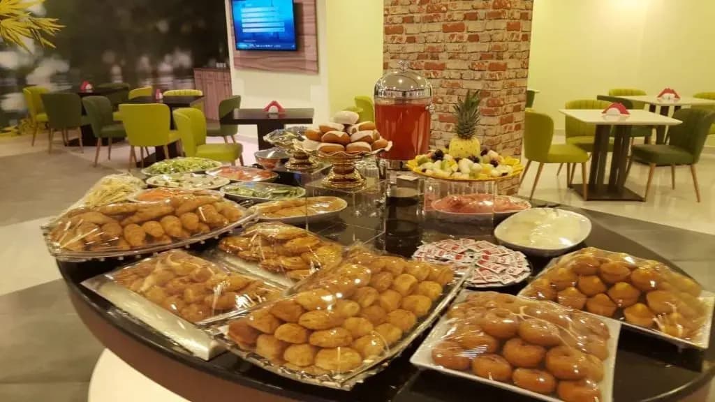Jacob's Garden Hotel - photo 9