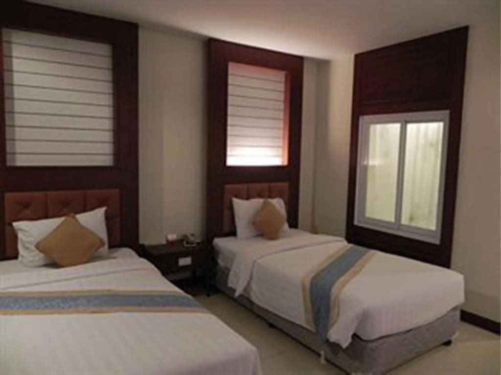 Crystal Palace Pattaya Hotel - photo 7