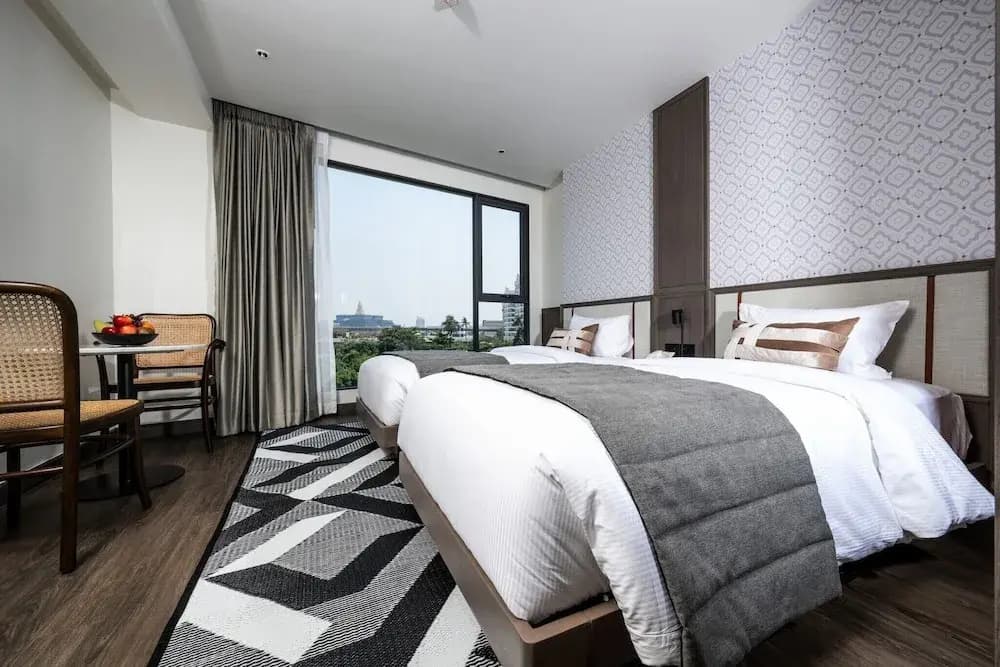 We Hotel Riverfront - photo 28