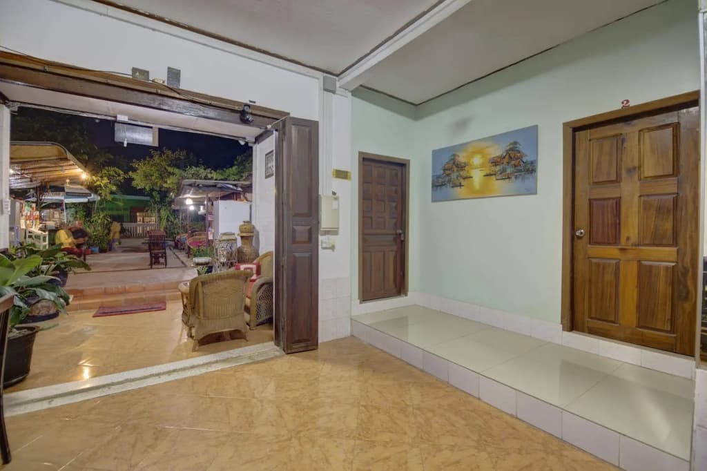 Happy Guesthouse - photo 1