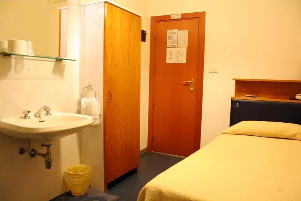 Hotel Romagna - photo 9