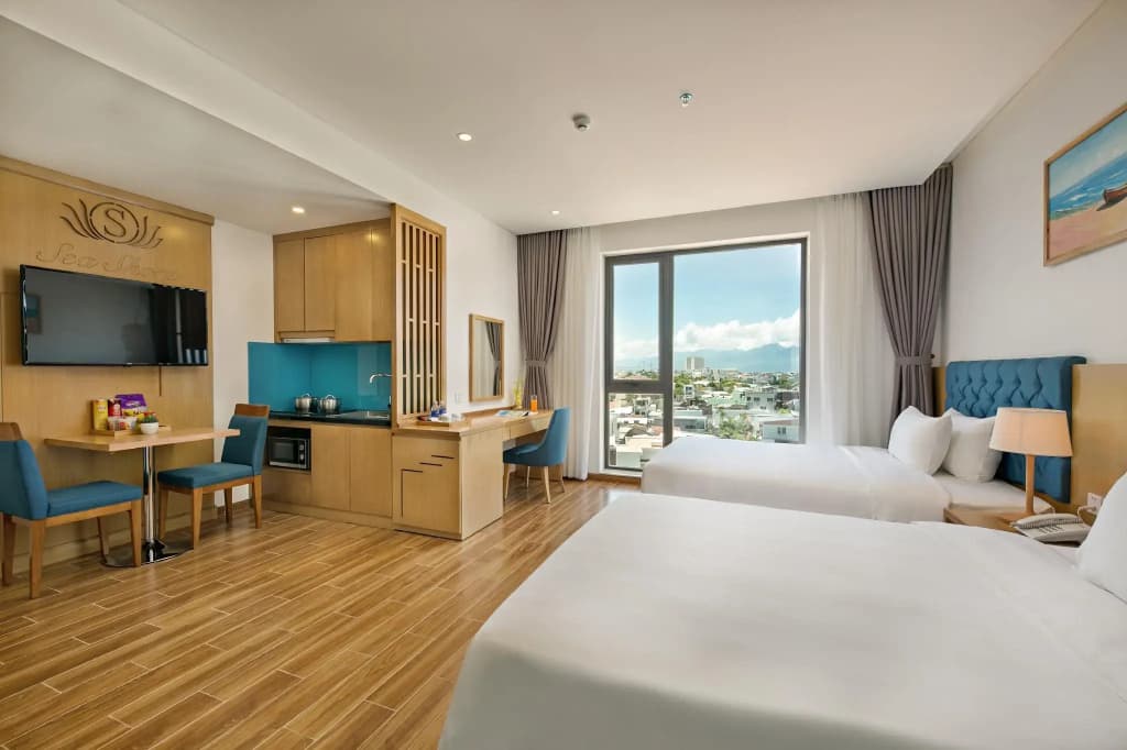 Seashore Hotel & Apartment - photo 18