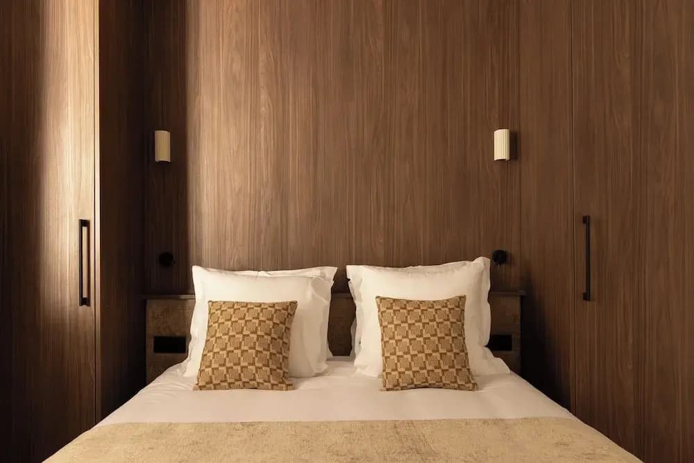 Elegant Apartment - AC- 2br-6p- Madeleine - photo 6