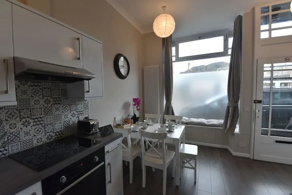 First Pleasance Luxury Apartment - photo 11