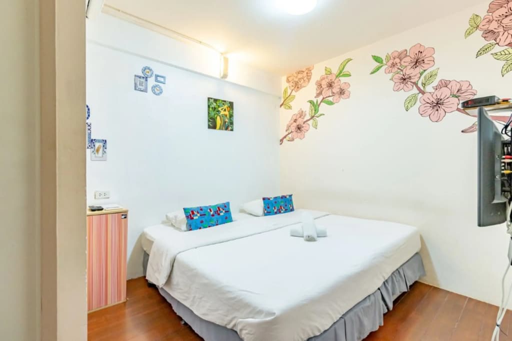 Sleep Dee Hostel - photo 36