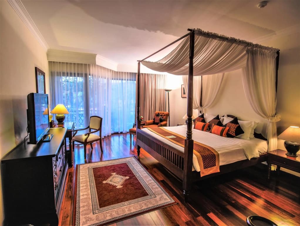 Angkor Palace Resort & Spa - photo 4