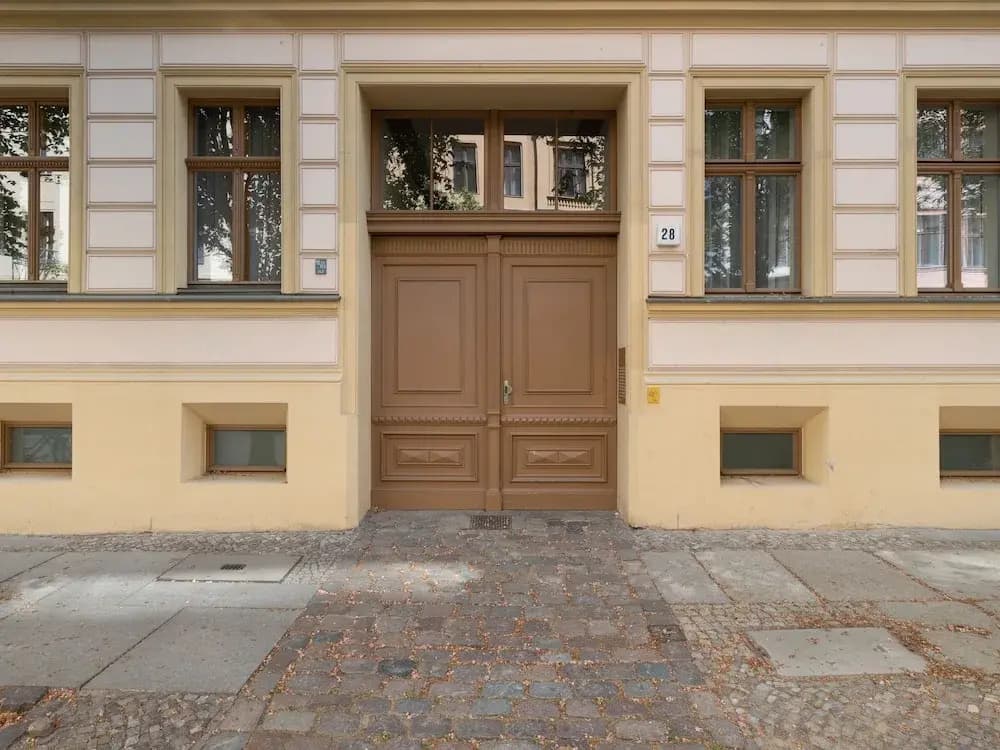 Schoenhouse Berlin City Street - photo 1