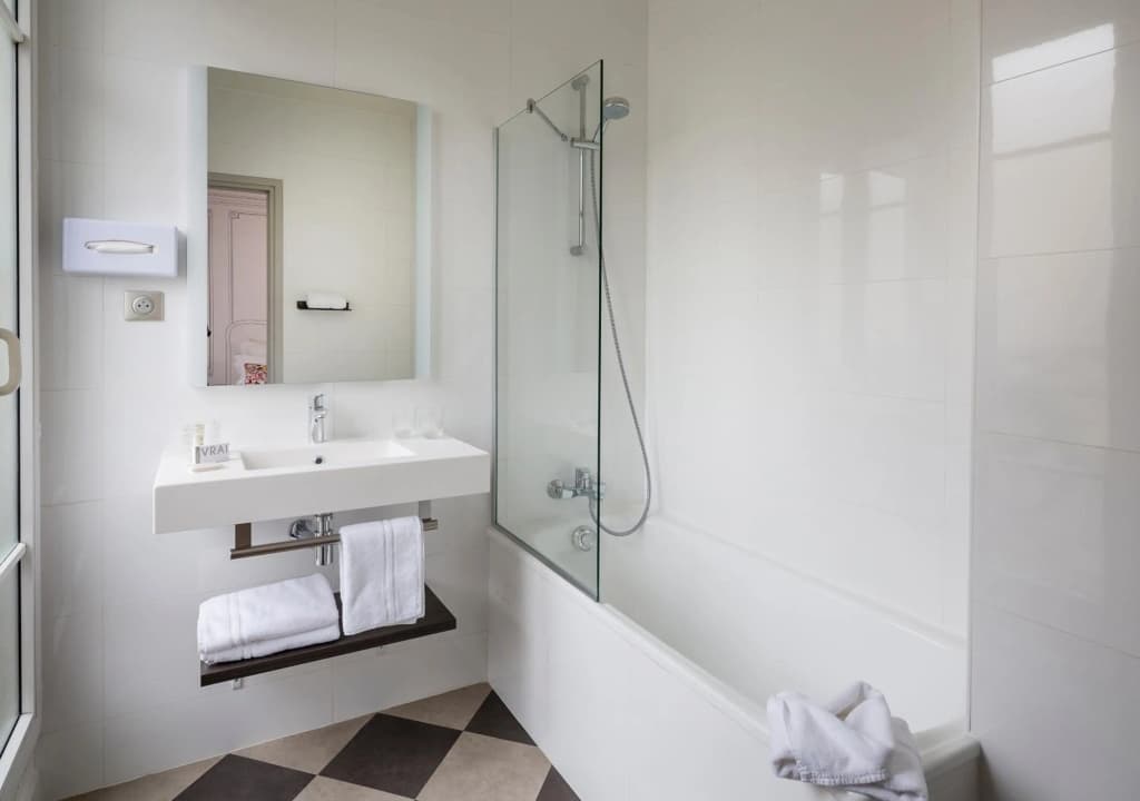 Hotel Paris Vaugirard - photo 16