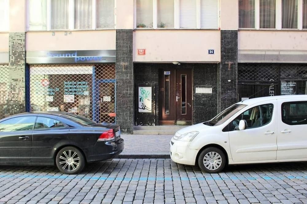 McSleep Hostel Prague - photo 1