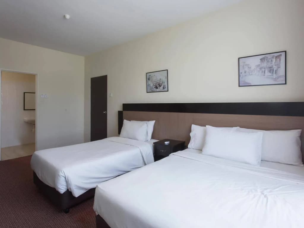 World Youth Hotel - photo 5
