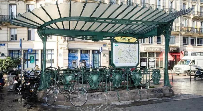 Chatelet Metro Paris Center - photo 8