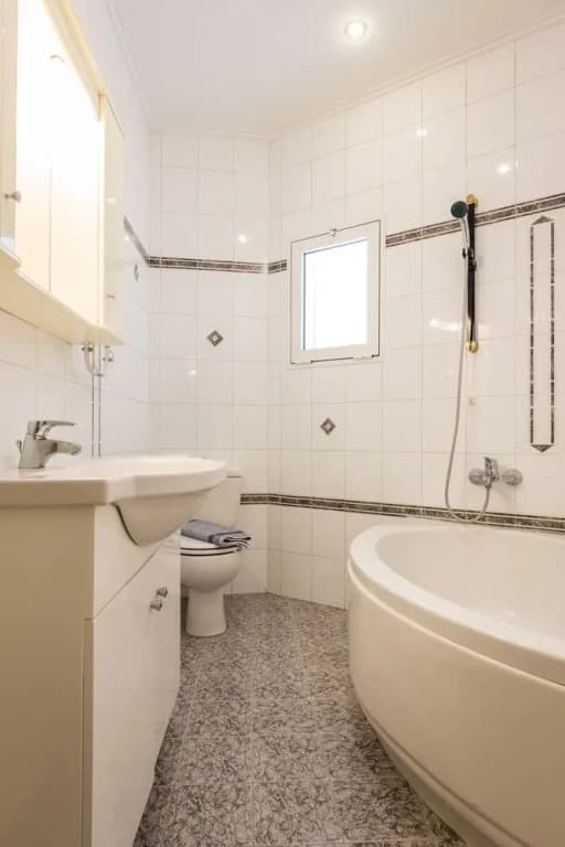 Classy 2 bedroom apartment near Acropolis & Metro - photo 8