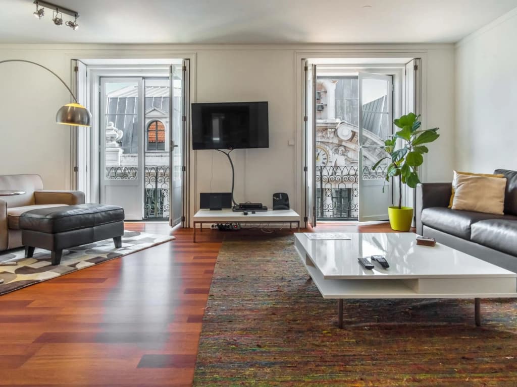 LV Premier Chiado CH2 Balcony, Spacious, Elevator - photo 5