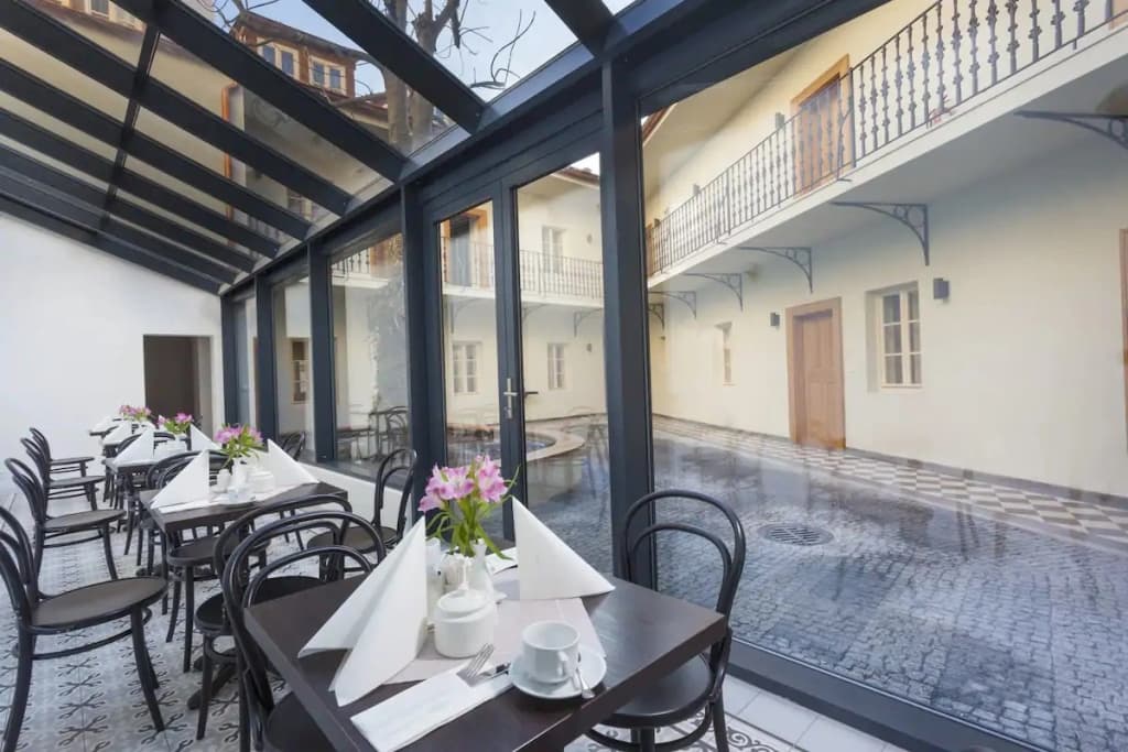 Hotel At the White Lily - photo 17