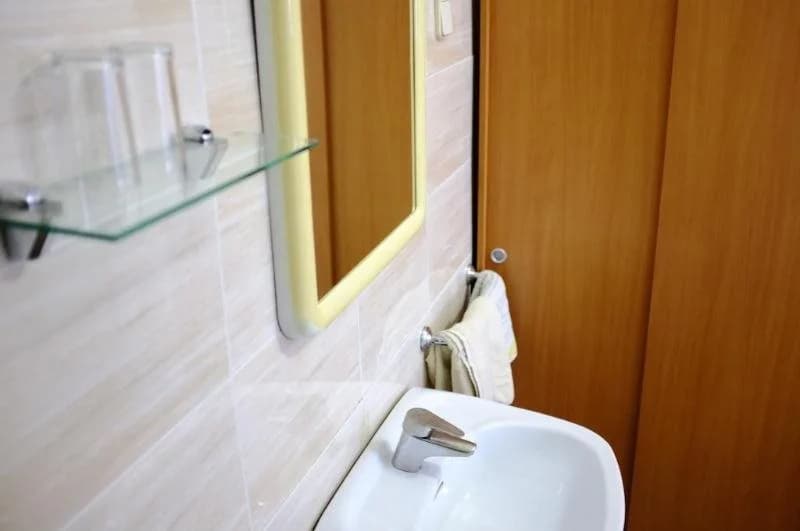Hostal Lausanne - photo 9