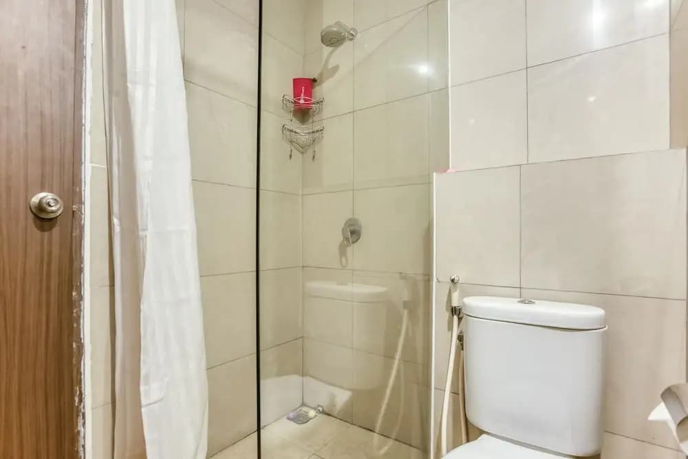 Reddoorz Apartment @ Pasar Baru Mansion - photo 8