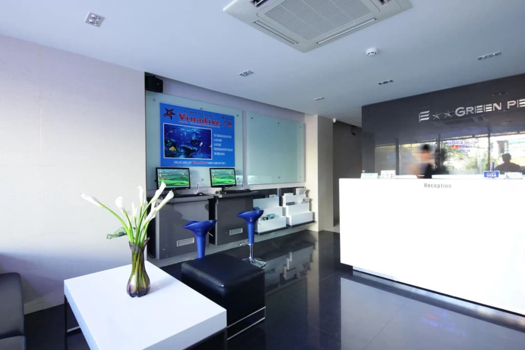 Green Peace Hotel - photo 2