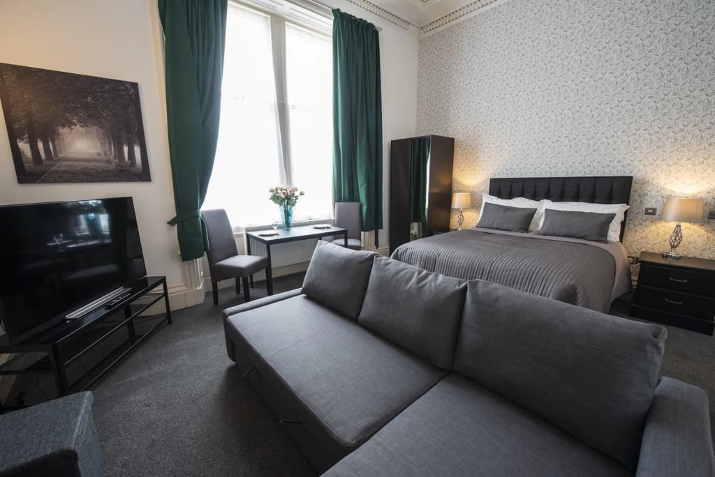 Grosvenor Suites - photo 4