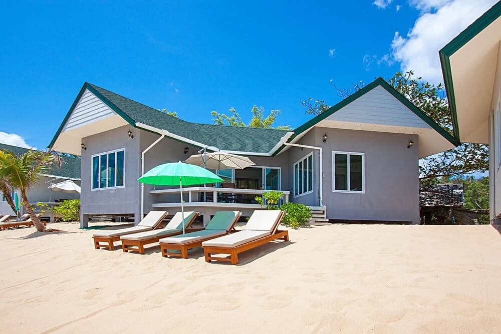 Interstellar Beachfront Villa B - photo 16
