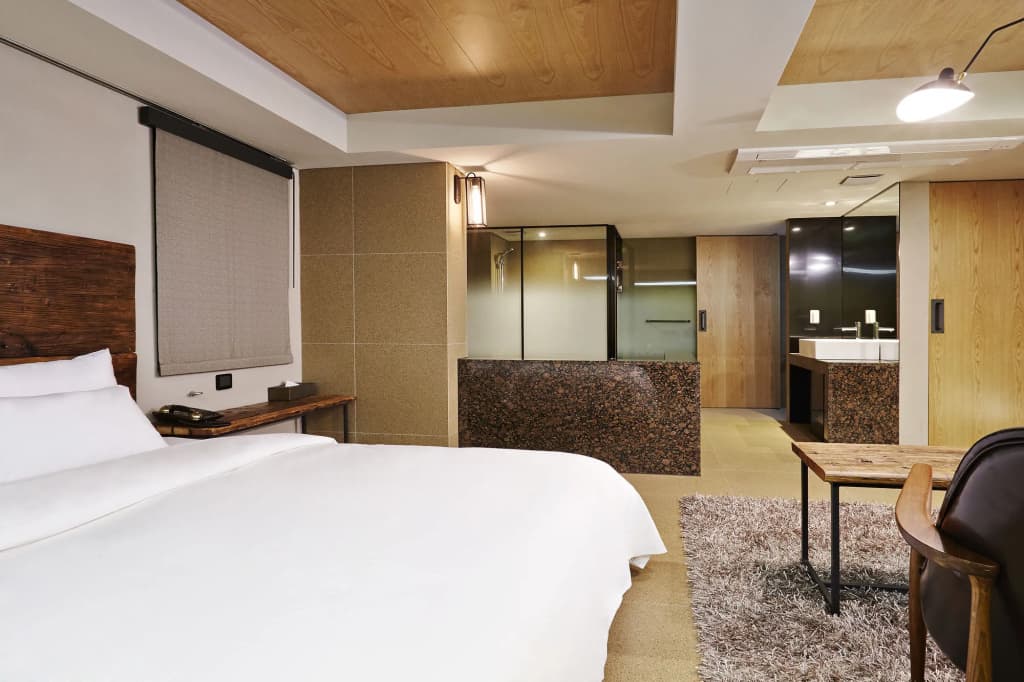 E-HOTEL - photo 3