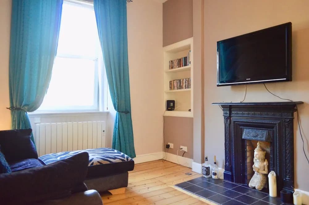 Central 1 Bedroom Flat Sleeps 2 - photo 2
