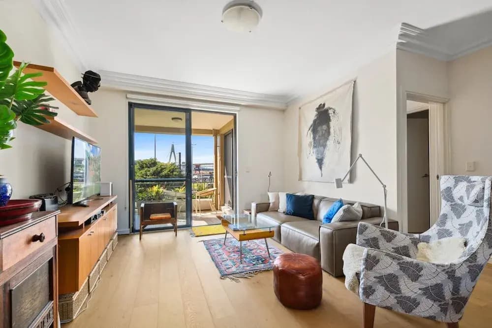 Elegant Stay in Balmain With Pool Access - photo 4
