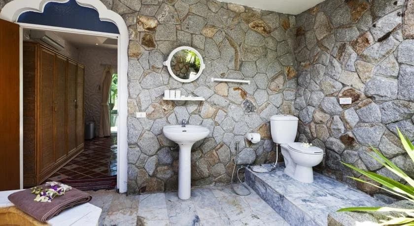 Sunshine Villa and Guest House - photo 7