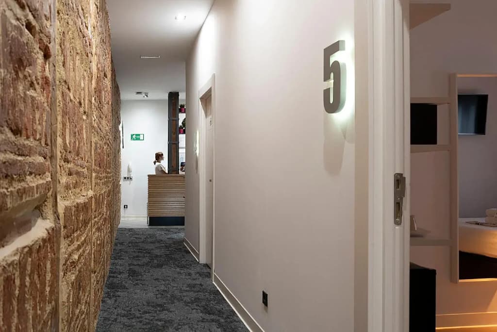 Woohoo Rooms Chueca - photo 18